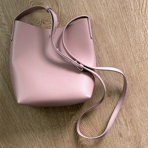 Samara Medium Shoulder Bag in Peony